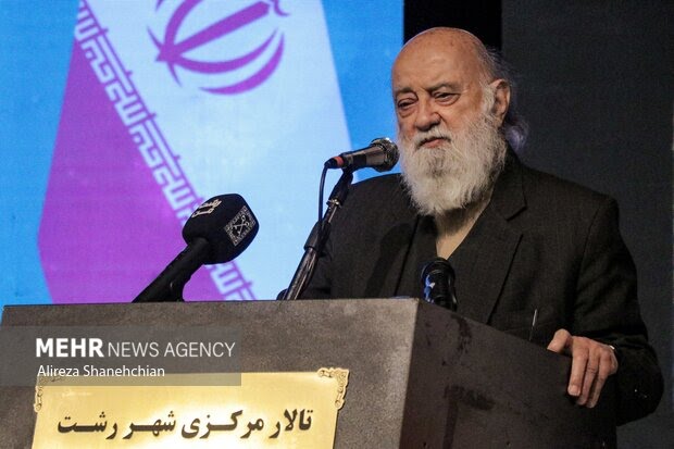رییس شورای شهر تهران:خدمات دهی شایسته به مردم رضایت عمومی را در پی دارد