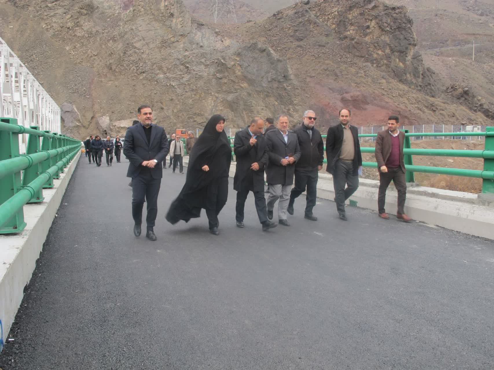 آزاد راه منجیل به رودبار تا پایان بهمن ، راه اندازی خواهد شد