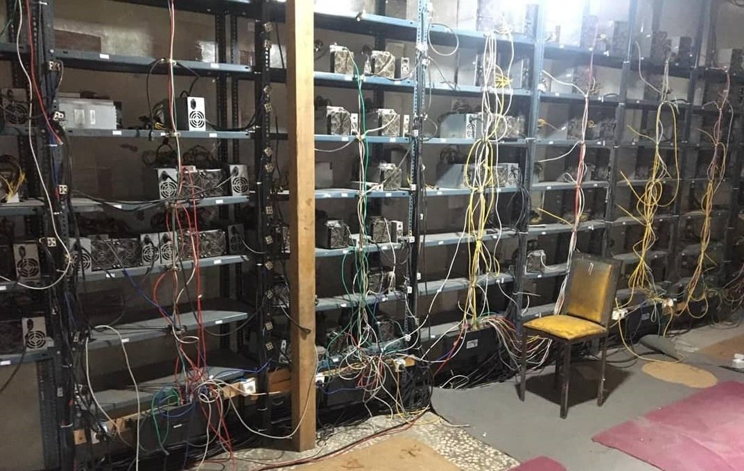 شرکت توزیع برق گیلان اعلام کرد:كشف و شناسایی ۴۲ دستگاه استخراج رمزارز غیرمجاز از ابتدای سال تاكنون