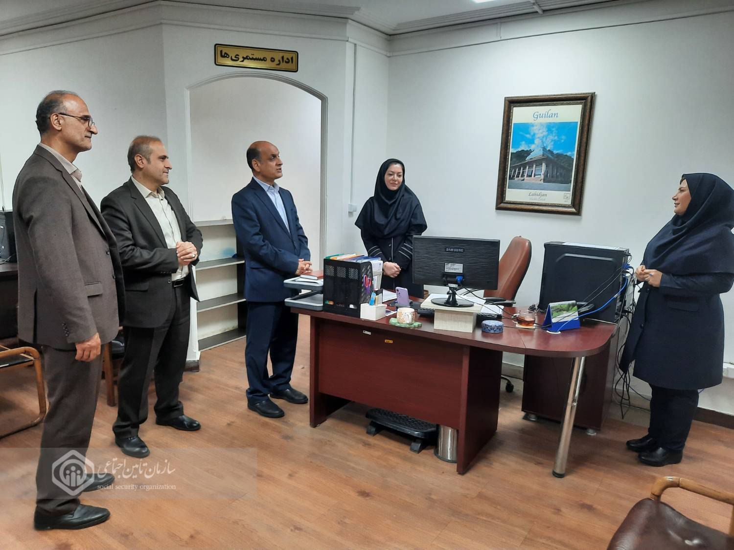 همزمان با چهارمین روز از هفته تامین اجتماعی صورت گرفت؛بازدید دکتر حق شناس استاندار گیلان از اداره کل تامین اجتماعی استان