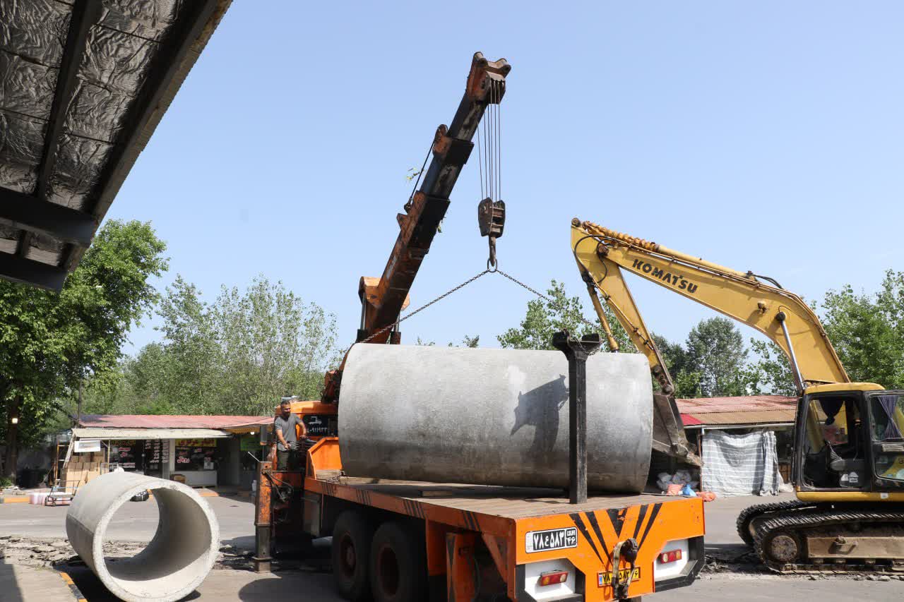 شهردار لاهیجان خبر داد:پروژه جمع آوری آب‌های سطحی گلستان ۳۵ تا ورودی نخجیرکلایه آغاز شد
