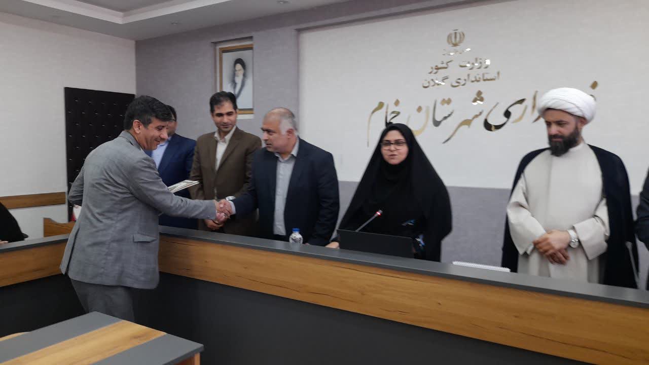 هادی‌پور سرپرست میراث فرهنگی، گردشگری و صنایع دستی خمام مدیر نمونه شهرستانی و استانی در جشنواره شهید رجایی شد