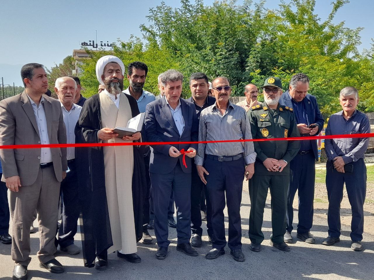 هفته دولت در رودسر با ۱۴۸ پروژه عمرانی و آسفالت راه روستایی لله‌رود رنگ توسعه گرفت