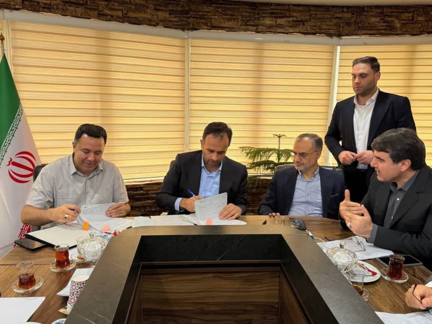 شهردار رشت:اجرای هتل ۲۲ طبقه با اعتبار بیش از ۱۰ هزار میلیارد تومان در رشت