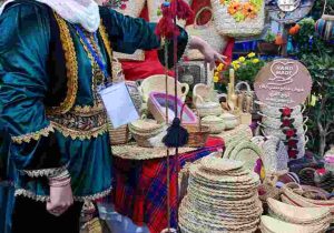 حجاب رنگارنگ زنان گیلان؛ شکوه نجابت در قاب تلاش و اصالت/روایت نقش‌آفرینی زنان گیلانی در اقتصاد بومی با پوشش رنگارنگگزارش + عکس