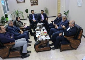 مدیرعامل شرکت سیمان خزر:بانک‌ها بازوان حمایتی صنعت و تولید هستند