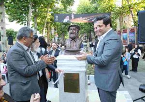 همزمان با روز لاهیجان:سردیس استاد حسین محجوبی رونمایی شد