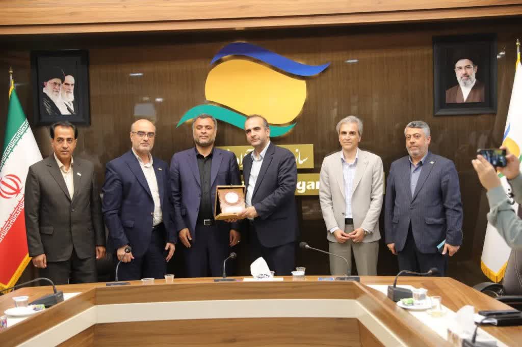 سرزمین سبز» در منطقه آزاد انزلی كلید می‌خورد؛ تأكید بر تبدیل انزلی به هاب فناوری و اقتصاد دیجیتال كشور