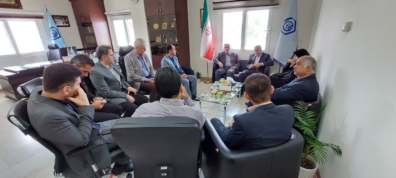 در دیدار نمایندگان مجلس با مدیر درمان تأمین اجتماعی گیلان؛پیگیری مسائل حوزه درمان شهرستان‌های لنگرود و خمام