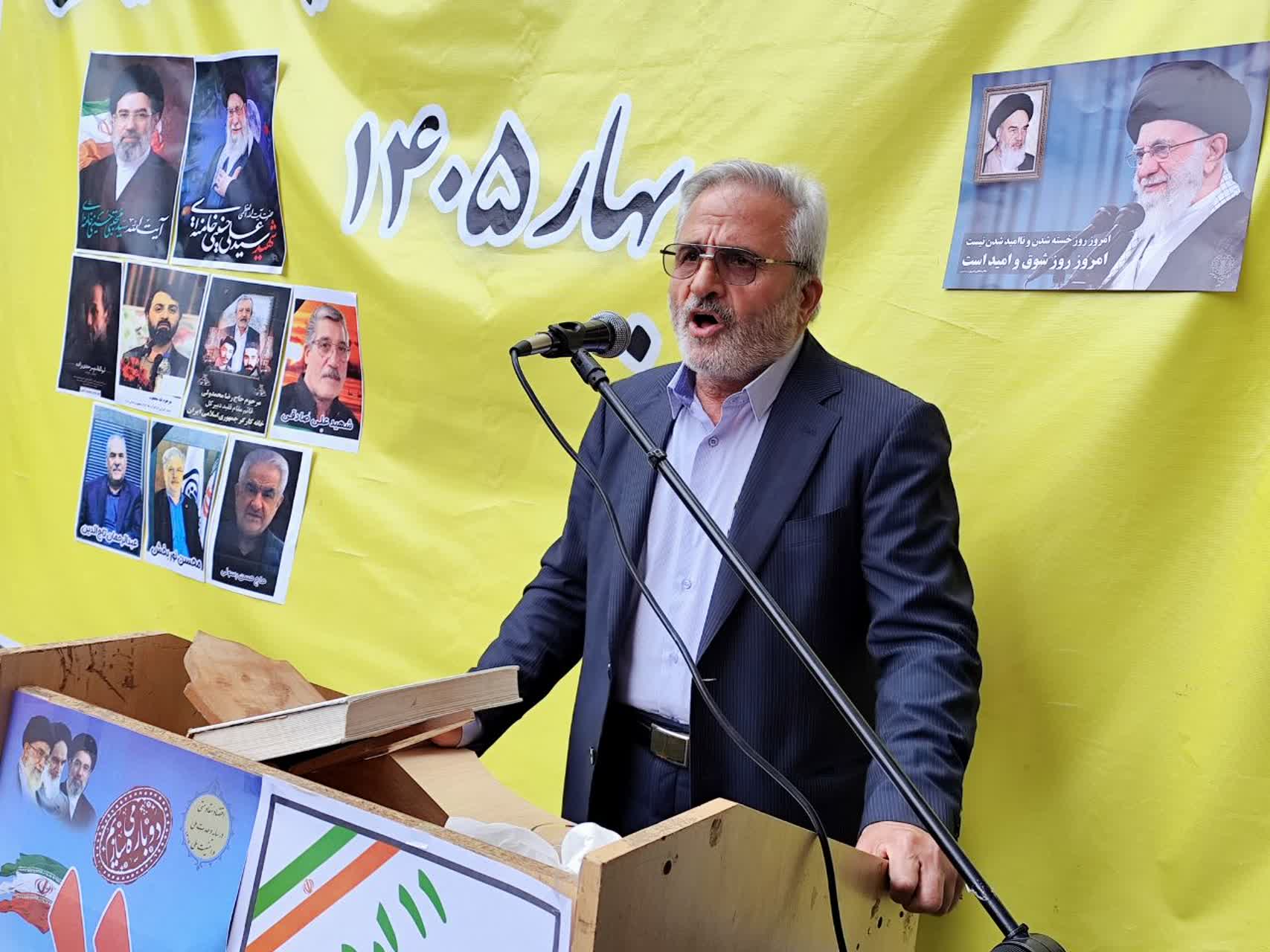 تشکلهای کارگری باید پیگیر حقوق از دست رفته کارگران باشند