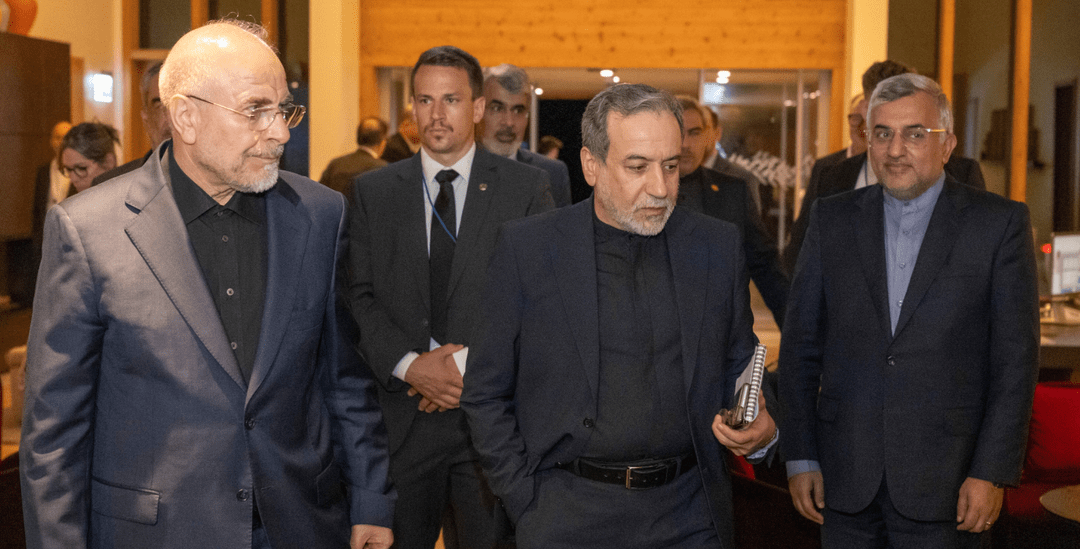 هیئت مذاکره کننده ایران در اعتراض به تهدید ترامپ محل مذاکره را ترک کرد