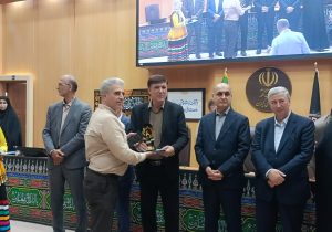 تجلیل از دهیاران نمونه گیلانی با حضور معاون سازمان دهیاری‌های کشور+ عکس