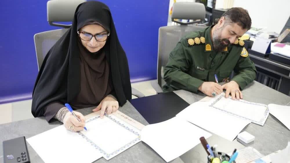 امضاء تفاهم‌نامه همکاری میان آموزش و پرورش گیلان و اداره کل حفظ آثار و نشر ارزش‌های دفاع مقدس استان